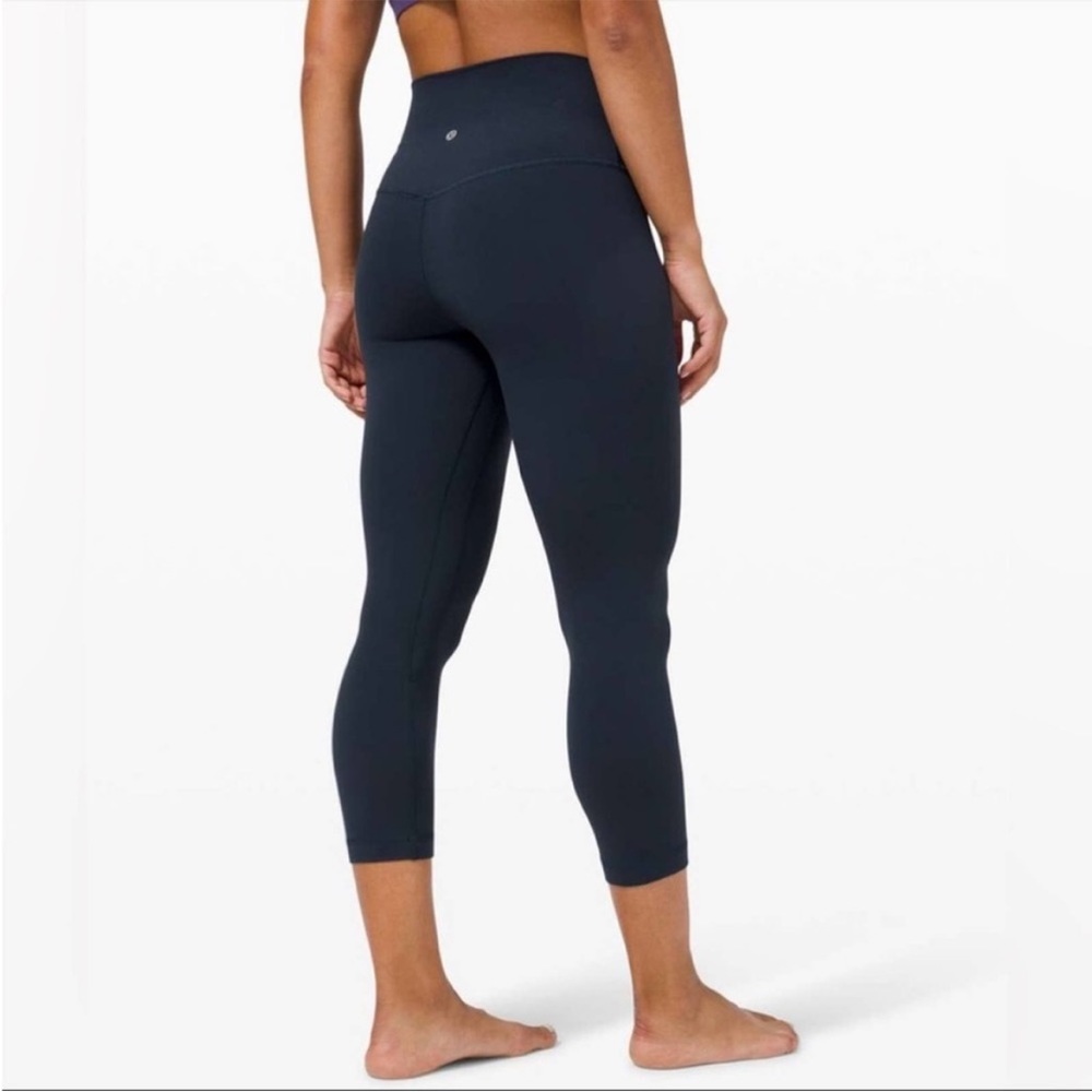 Lululemon Align HR Joggers 21” sz 6